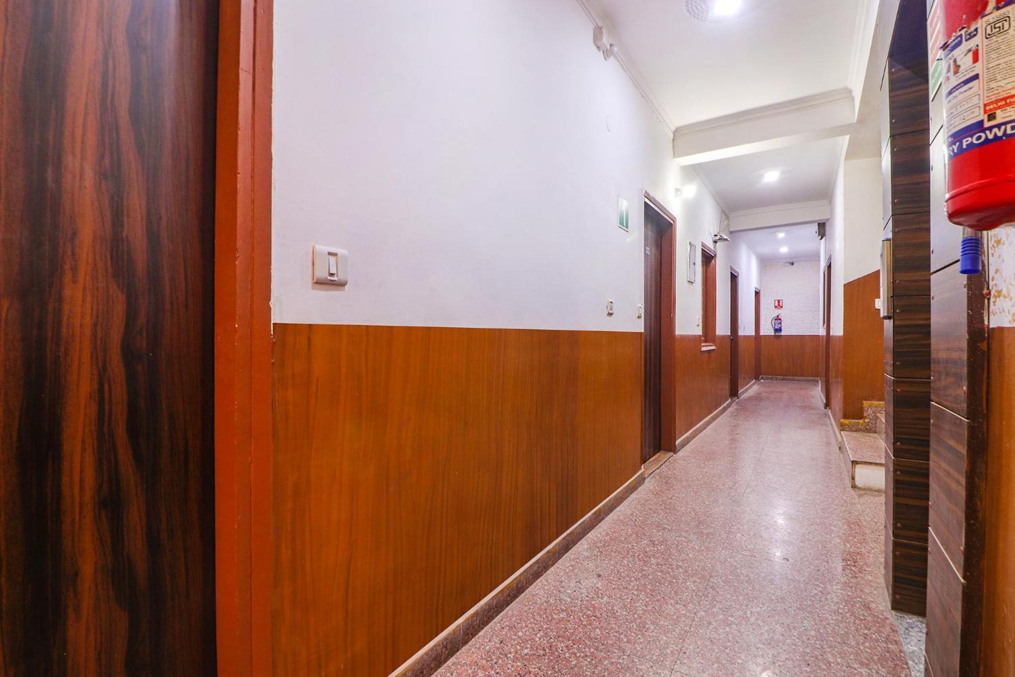Fabexpress Sinon Hotel New Delhi Ngoại thất bức ảnh