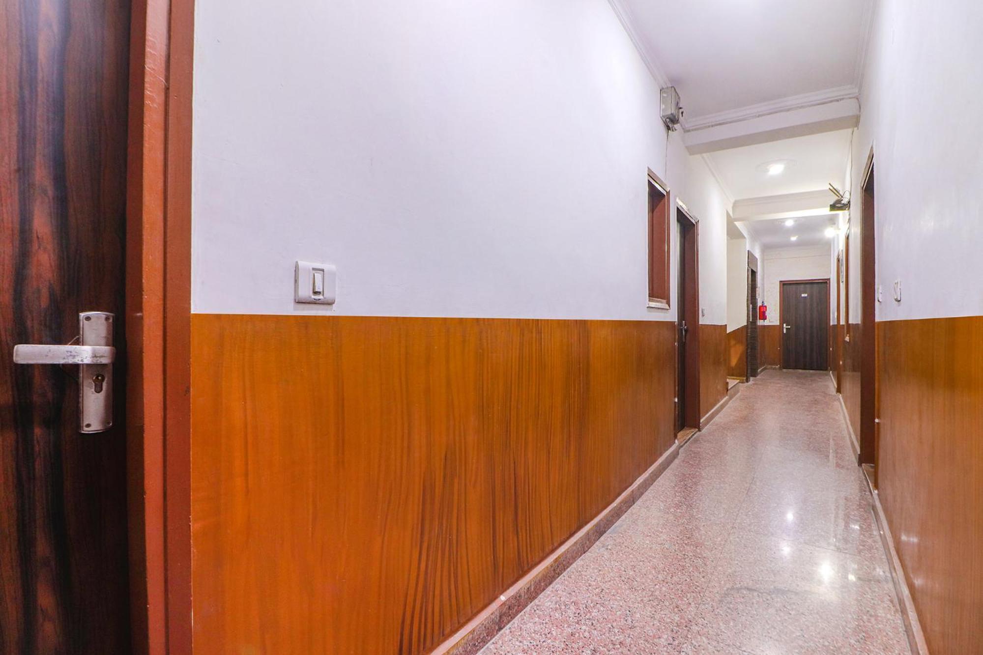 Fabexpress Sinon Hotel New Delhi Ngoại thất bức ảnh